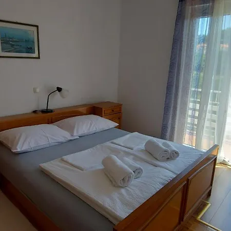 Franelic Διαμέρισμα Banjol