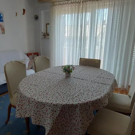 Franelic Διαμέρισμα *